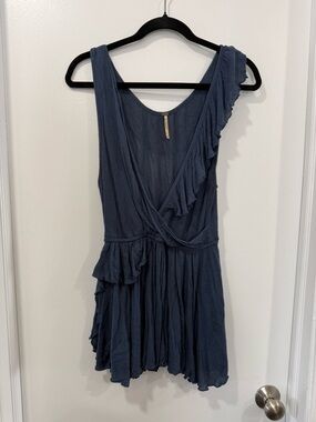 Free People Navy Blue Ruffle V-Neck Sleeveless Top